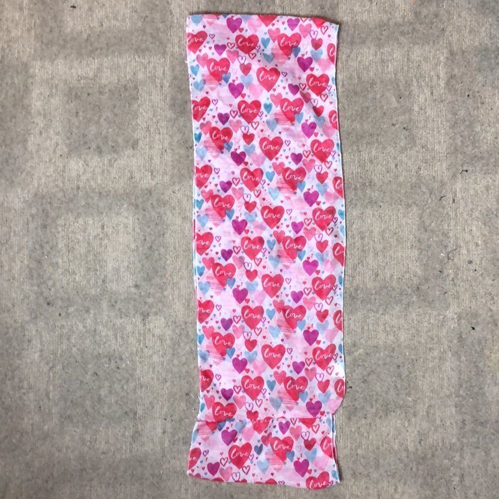 Vintage Translucent “Heart” Scarf - Picture 4 of 13